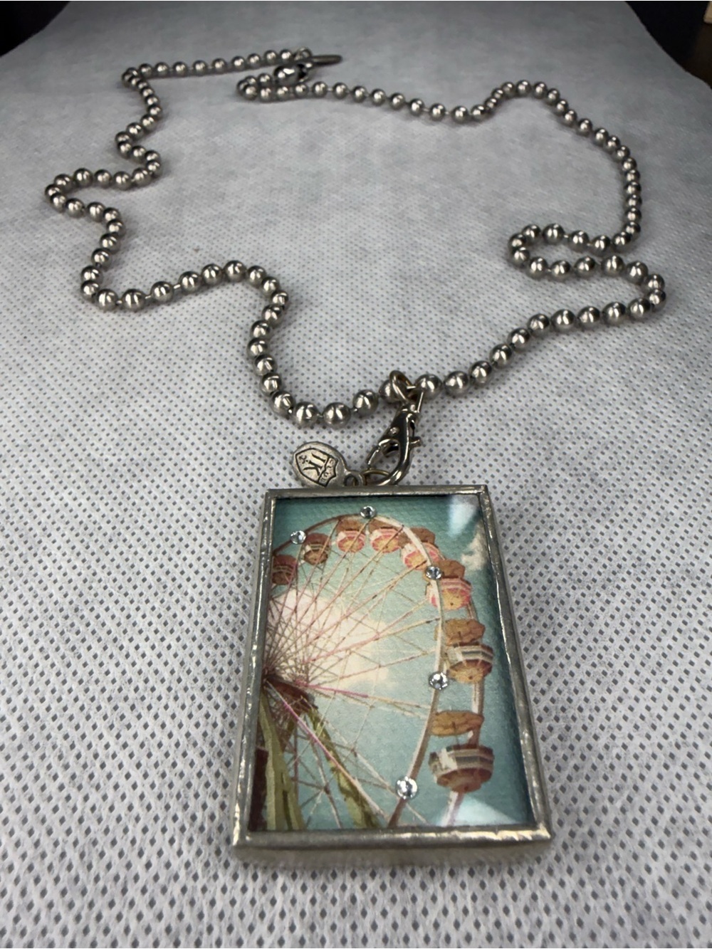 Jewel Kade Reversible Ferris Wheel Pendant Necklace 28” Rhinestone Accent - Picture 3 of 4
